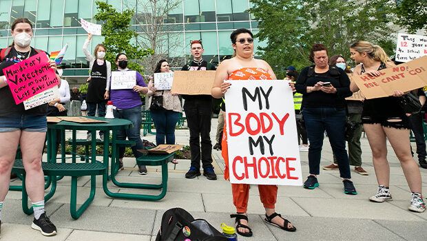 Reproductive Rights Motivated Many Students to Vote By: Clarita Orosco, Mason Votes 2022 Online Editorial Team This past summer, on June 24th and after 50 years of precedent, the Supreme […]