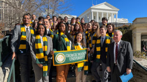 Picture of students at Mason Votes at GMU